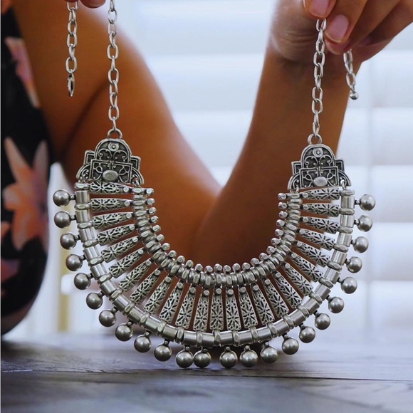 Gypsy Boho Bib Choker Coin Necklace Gothic Chunky Silver Statement NEW - Picture 8 of 8